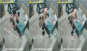 سكس كاميرات منازل مسرب عنتيل ينيك مرات اخوه يهيج عليها فغياب جوزها و ينيكها